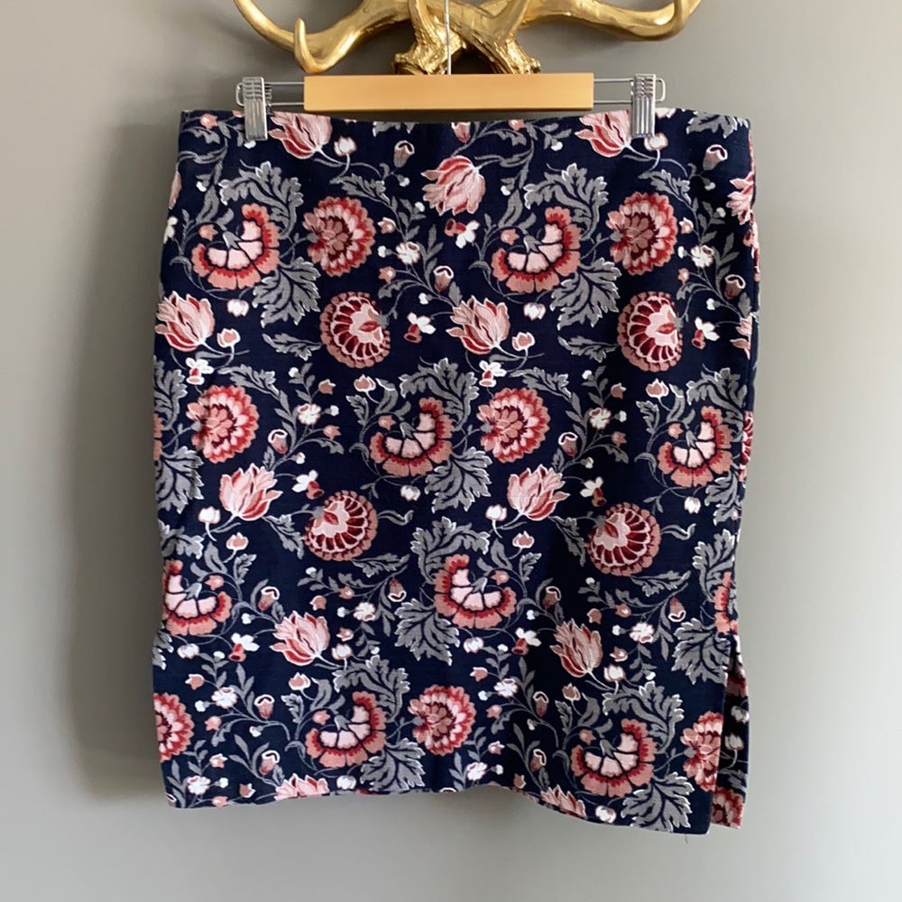 LOFT Outlet Pencil Skirt size 16
